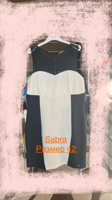 Женские платья. Одевали пару раз.