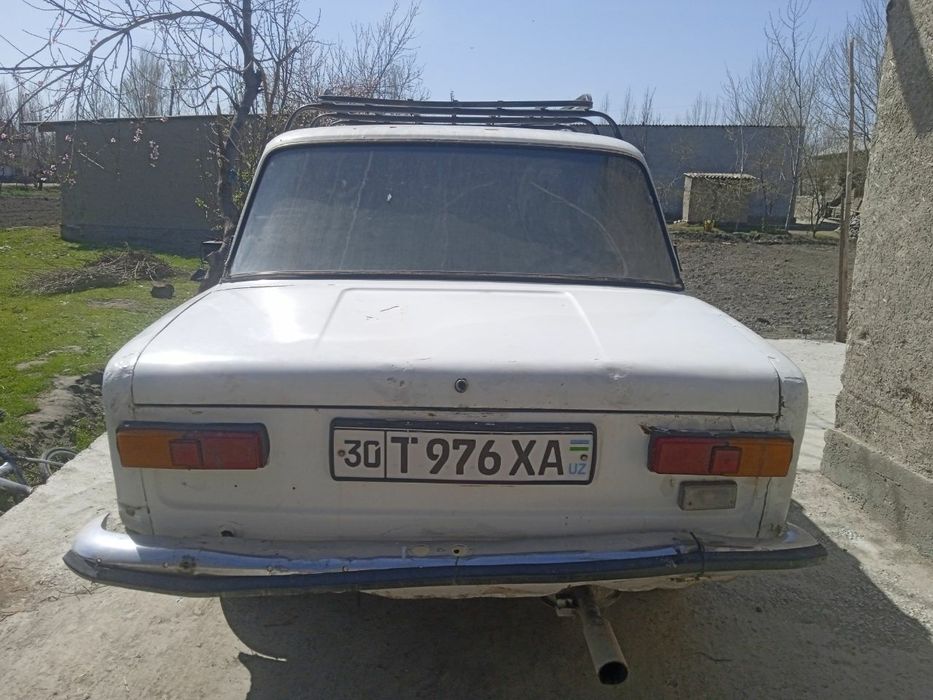 Жугули.  011  машина