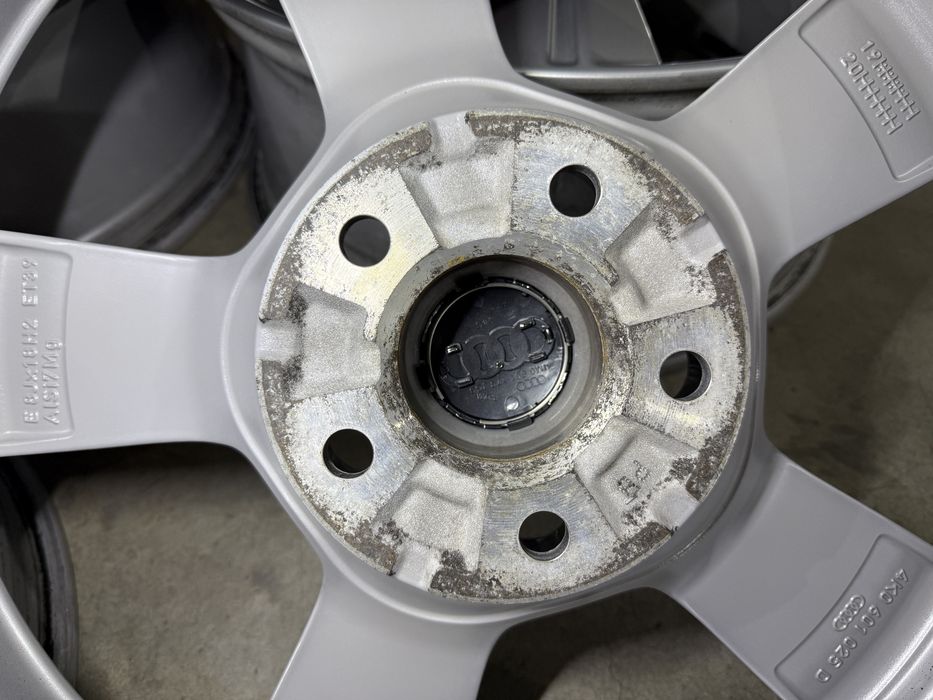 4бр. КАТО НОВИ 18” ОРИГИНАЛНИ Джанти 5х112 за -AUDI/VAG- 8Jx18H2, ET39