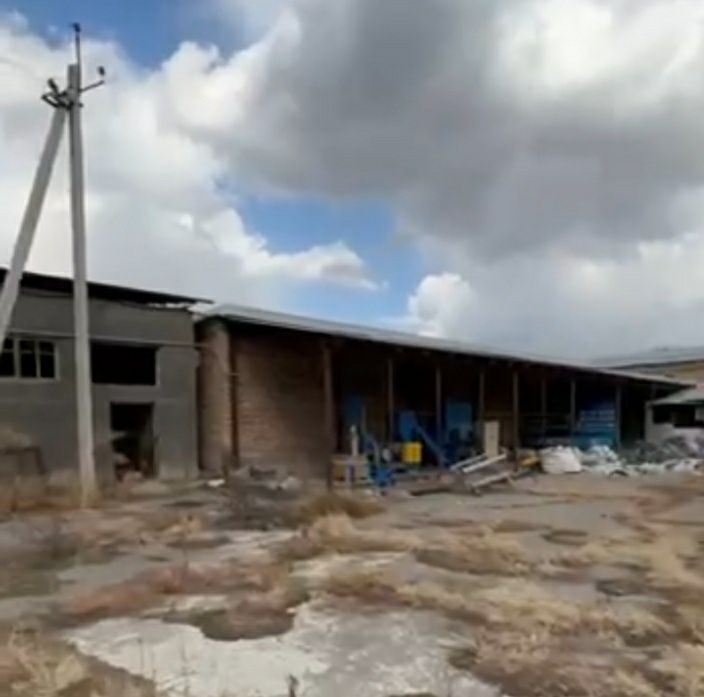 Продаётся 6 700 м² производственная база.