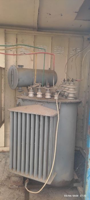 Transformator divigitel bor