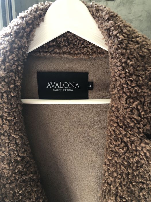 Продаётся шуба исскуственная