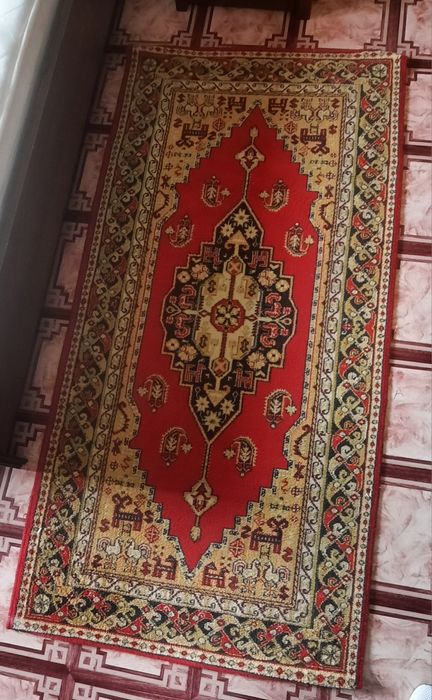 Ковёр и паласы продаю