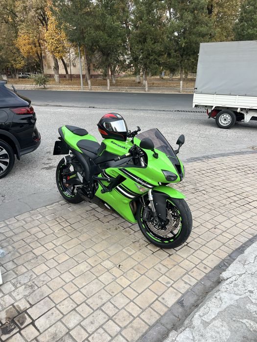 Kawasaki zx6r motosikl