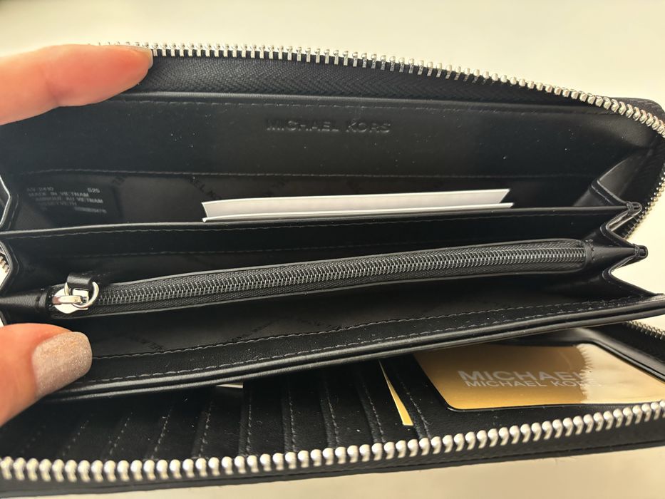 Дамски портфейл Michail Kors