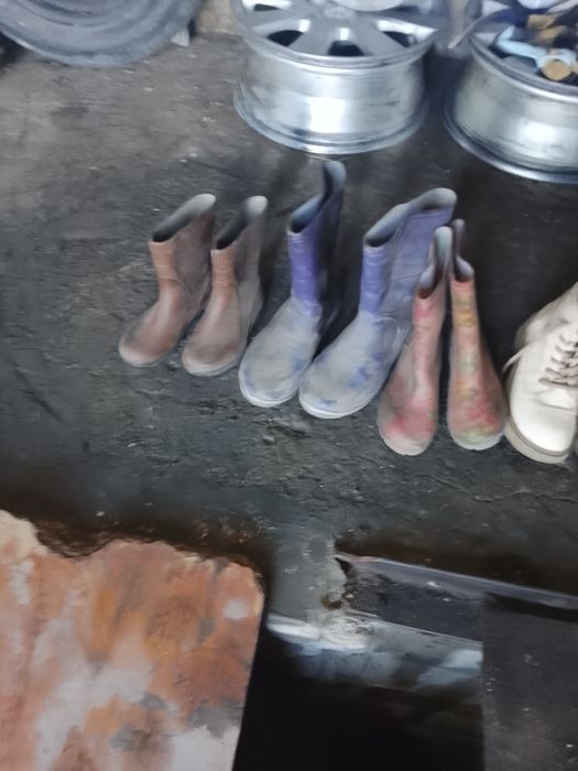 Продам боти разных размеров