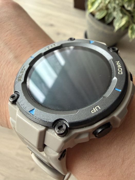 Смарт часовник Amazfit T-Rex Pro