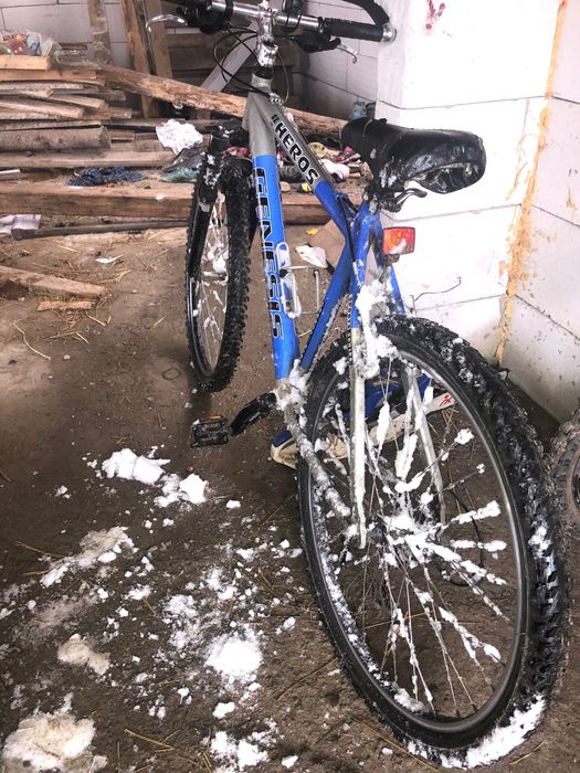 Vând bicicleta heros