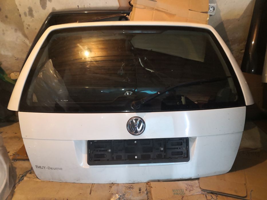 Haion Passat b6 și alte mașini