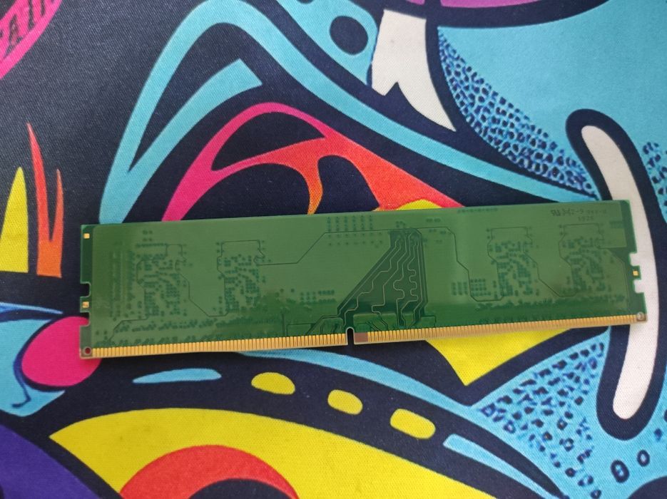 Оператива ddr4 4gb