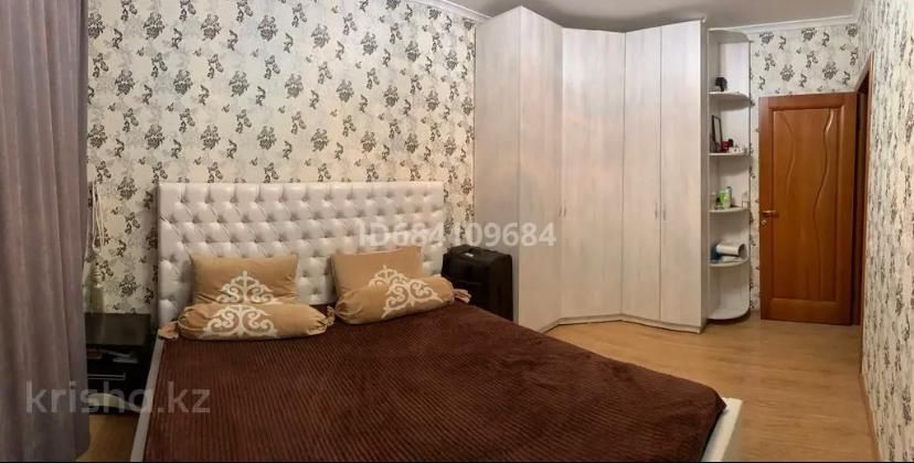 Продаеться трех комнатный квартира