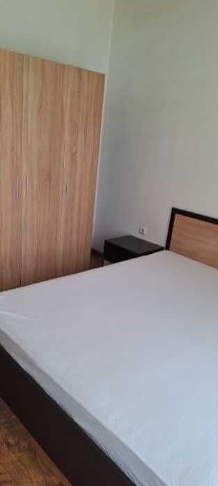 Дава се под наем Тристаен апартамент в София, Изток - 80 кв.м за 650 € - Снимка #3