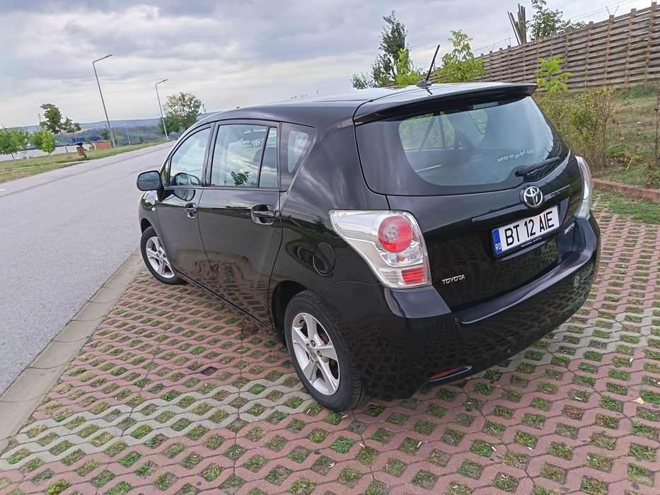 Toyota verso benzina