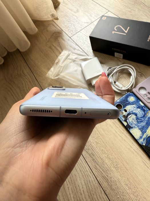 Xiomi 12 pro 256GB, син