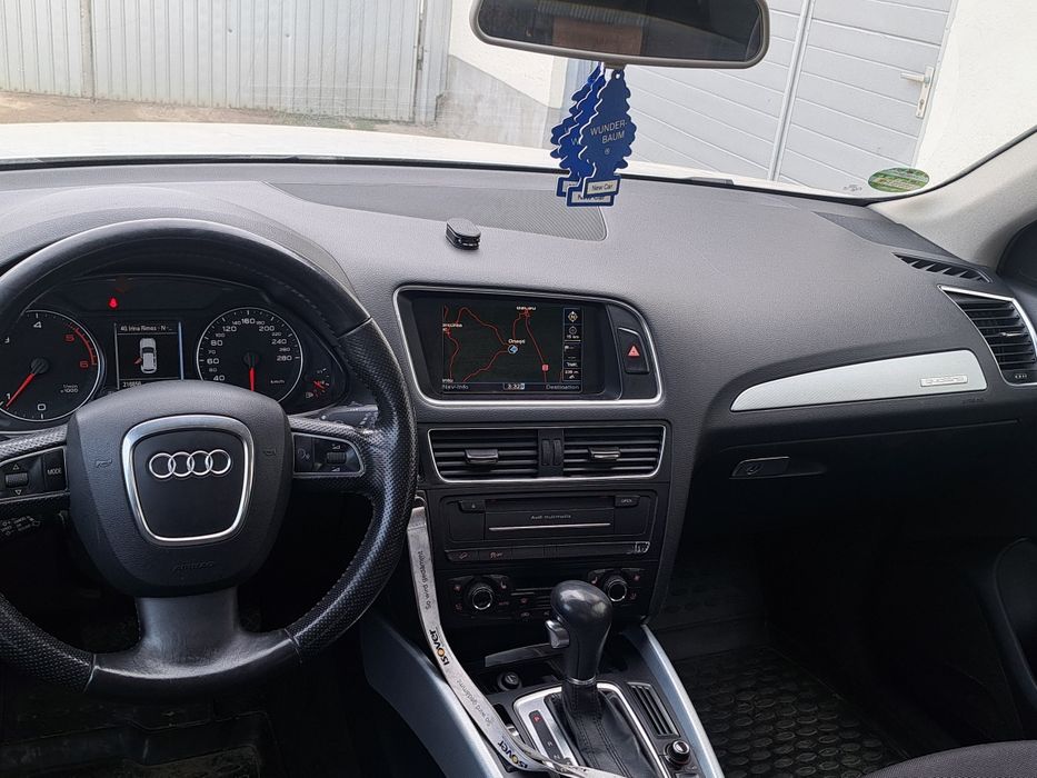 Audi Q5 2.0 tdi 170cp  cutie defecta