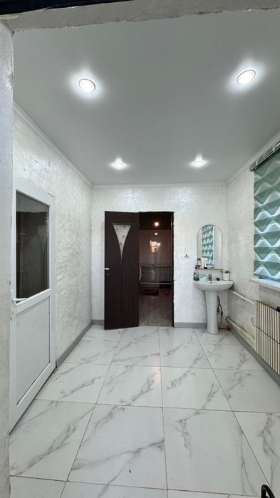 жер үй сатылады.