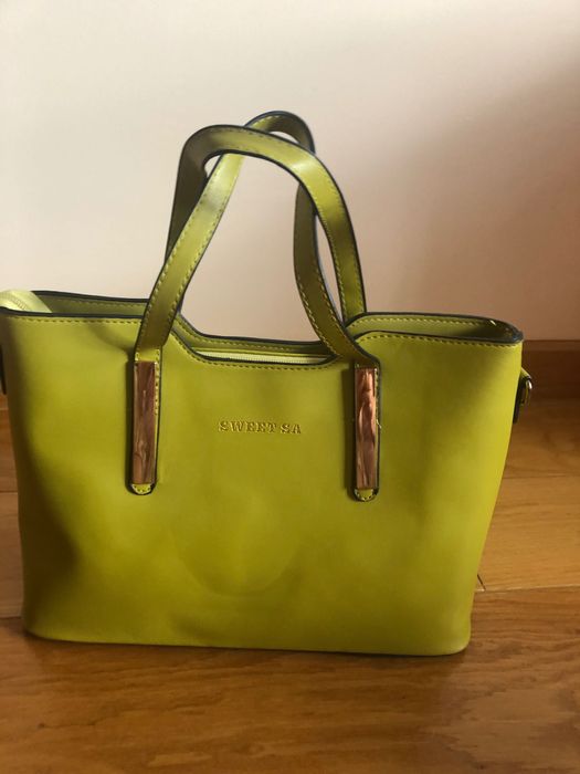 Изключително запазени дамски чанти