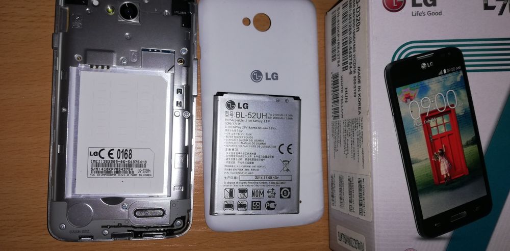 Продавам телефон LG