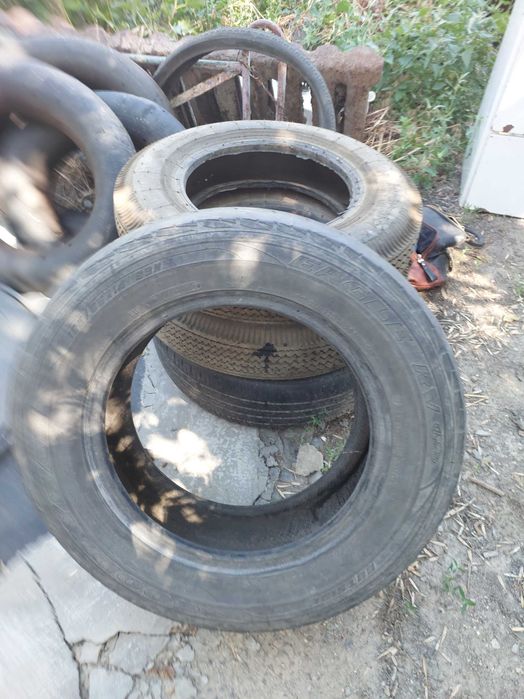 продам покрышки б/у