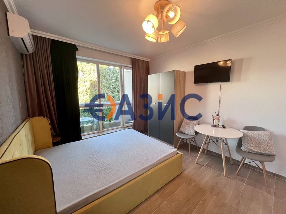 Продава се Едностаен апартамент в к.к. Слънчев бряг - 33 кв.м за 920 €/кв.м - Снимка #4