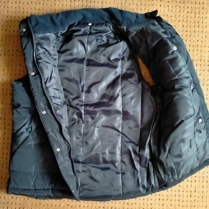 Жилет женский. .