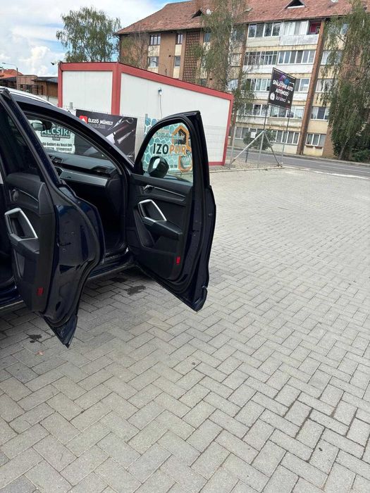 Vand Audi Q3 2019