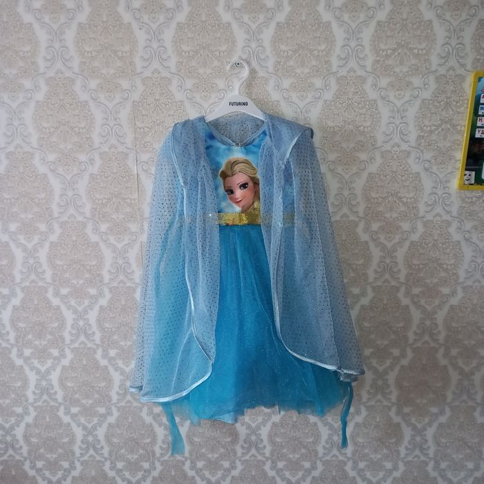 Продам, новогодние платья