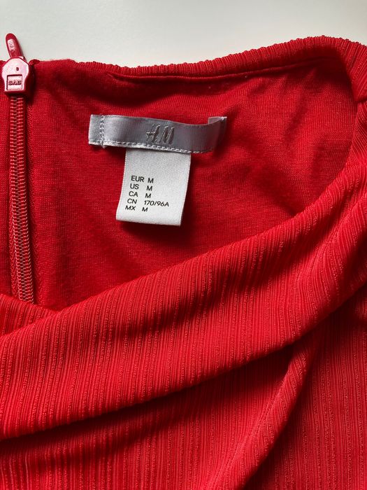 Рокля H&M             .