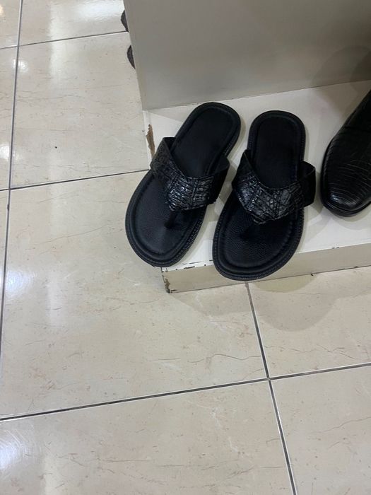 Мъжки чехли от крокодил