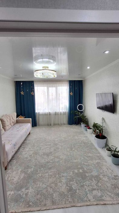 2 комнатная квартира с евроремонтом центр, 7 школа