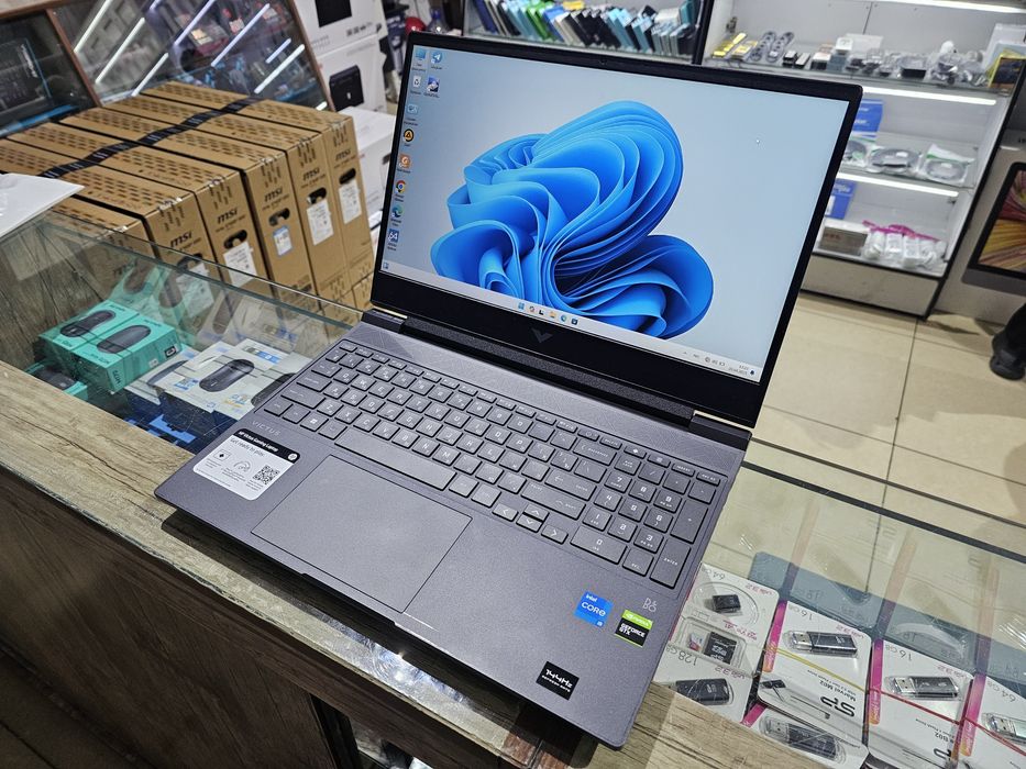 HP Victus Core i5 12-поколения