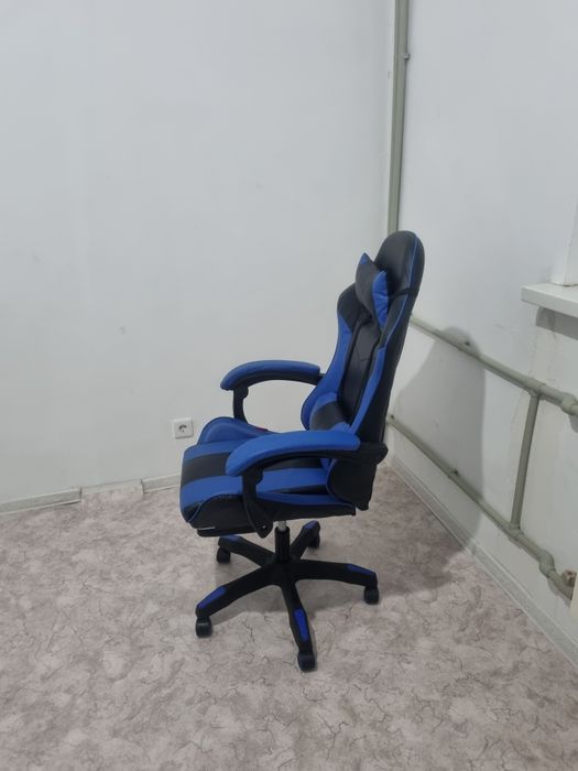 Компьютерный стул