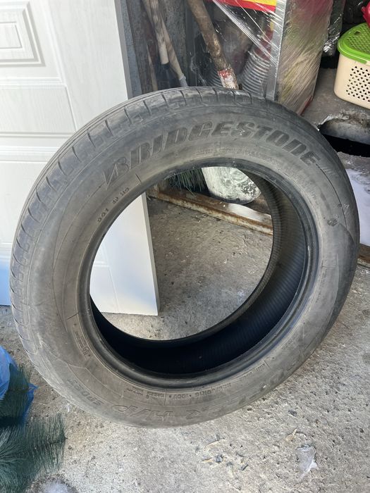 Продам летние шины 225/60 R18