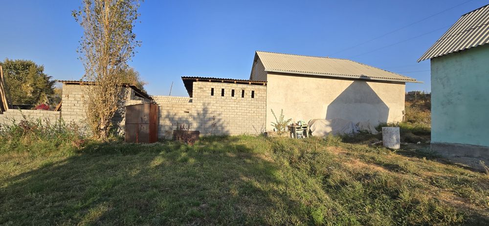 Дала-ховли сотилади