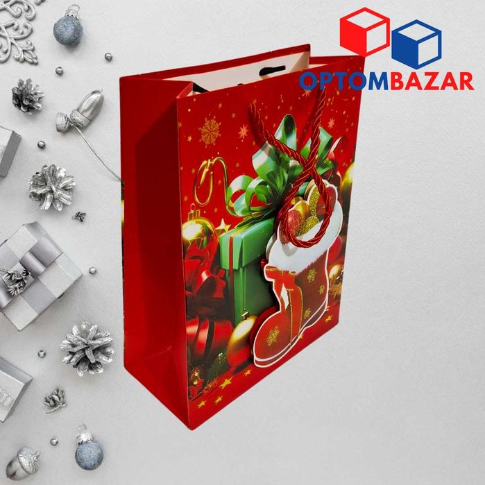 Yangi yil sovg'asi uchun kiyik rasmli, 18x24x8.5 sm qog'oz paket.