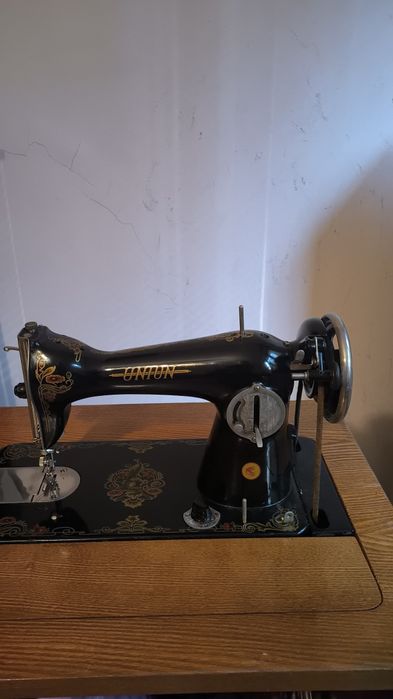 Крачна шевна машина