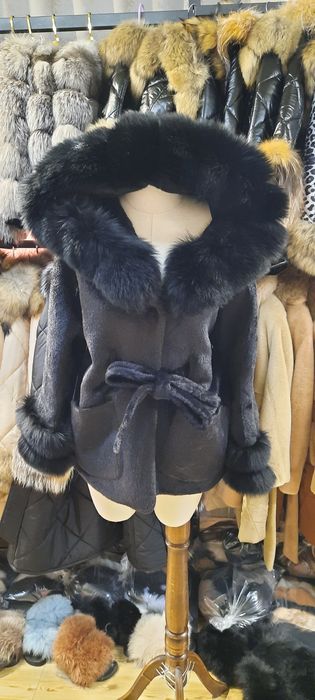 НОВИ!Кожени палта от естествен косъм от лисица и алкантара