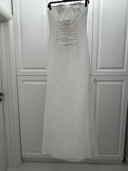 Vand rochie de mireasa