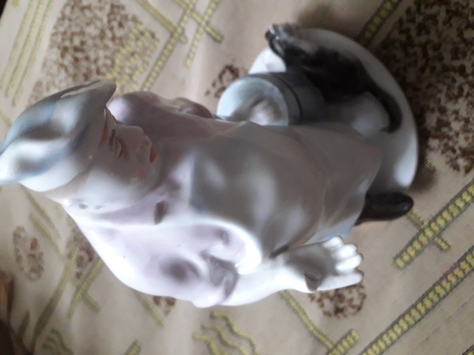 Фарфоравая статуэтка Кот и повар.