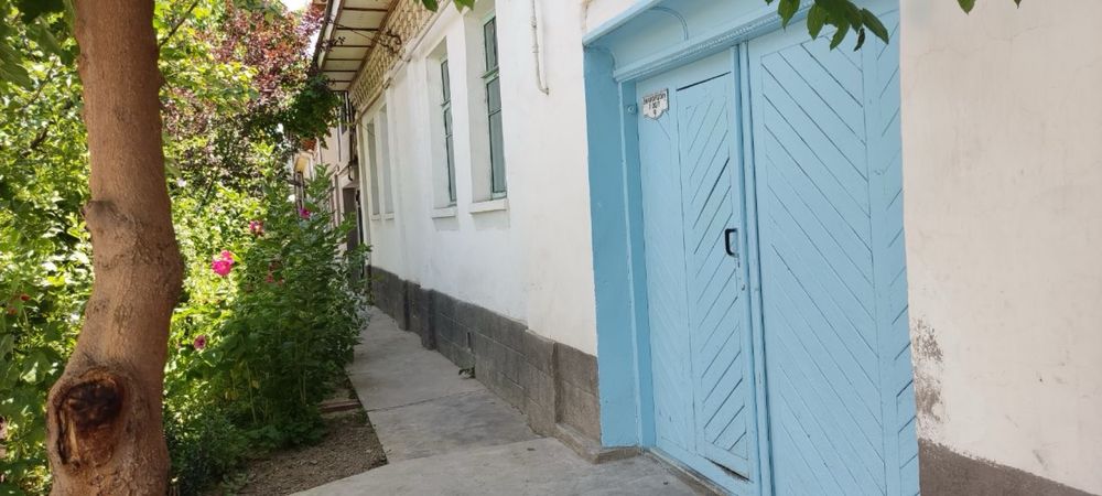 Тахтапул Дом 1 этажное 4.7 сотих 10 комнат