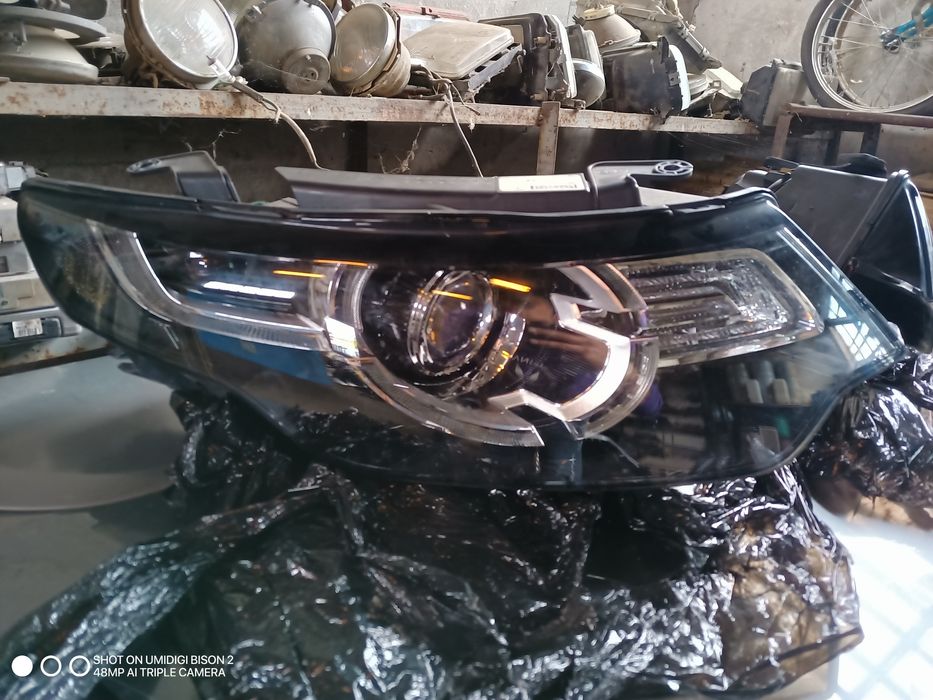 Фарове за Land Rover Discovery sport