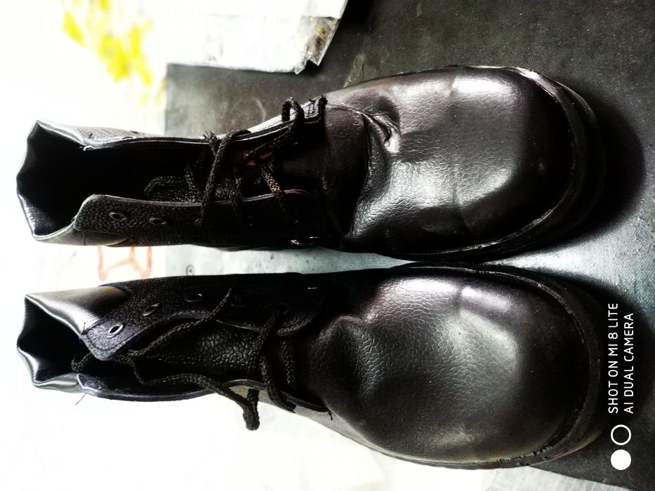 Пол сапок бор. Теридан тайёрланган.