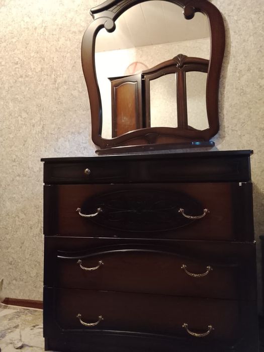 Спальный гарнитур сатылады