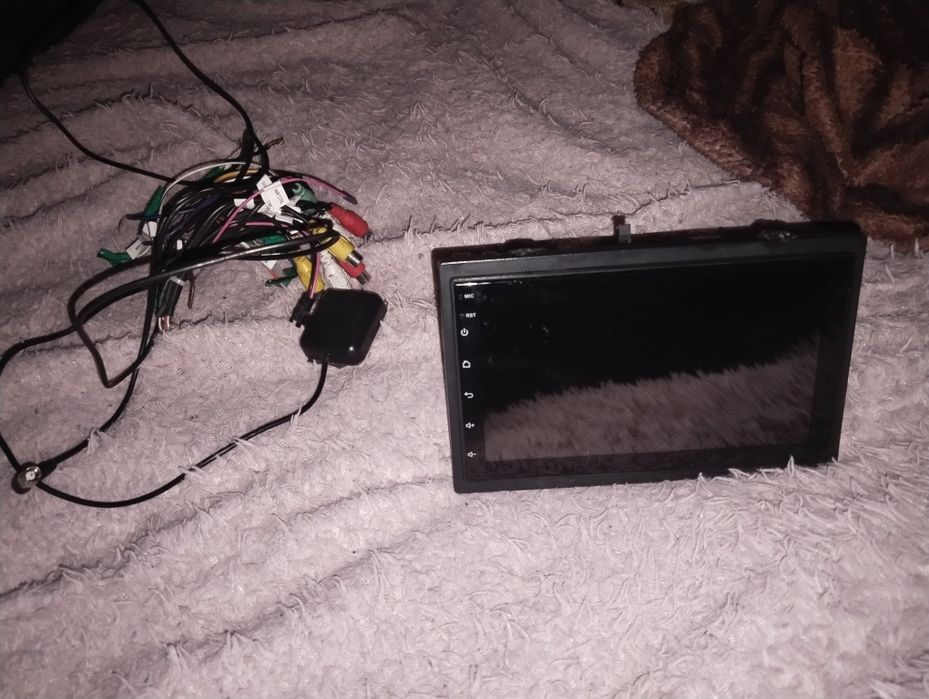 Продам Андроид и Сабвуфер