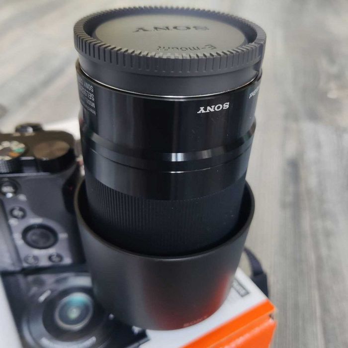 Sony A6000 + 2 обективa Sony SEL 16-50mm f/3.5-5.6 PZ обектив Sony SEL 55-210mm