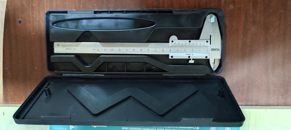 Продам штангенциркуль новый 150 мм бренда: GONG.