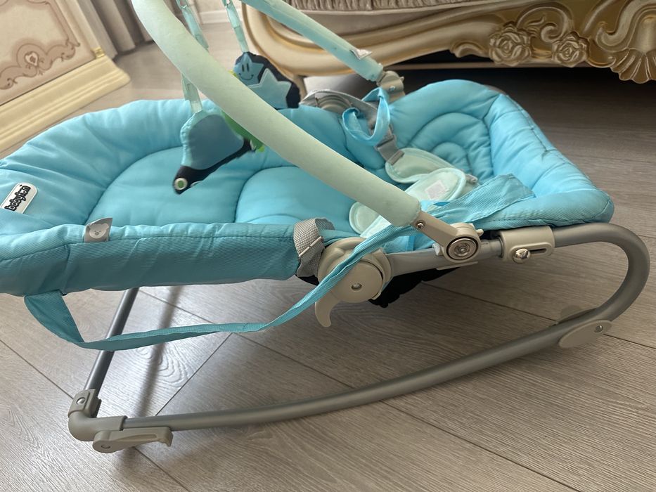 Шезлонг Babyton