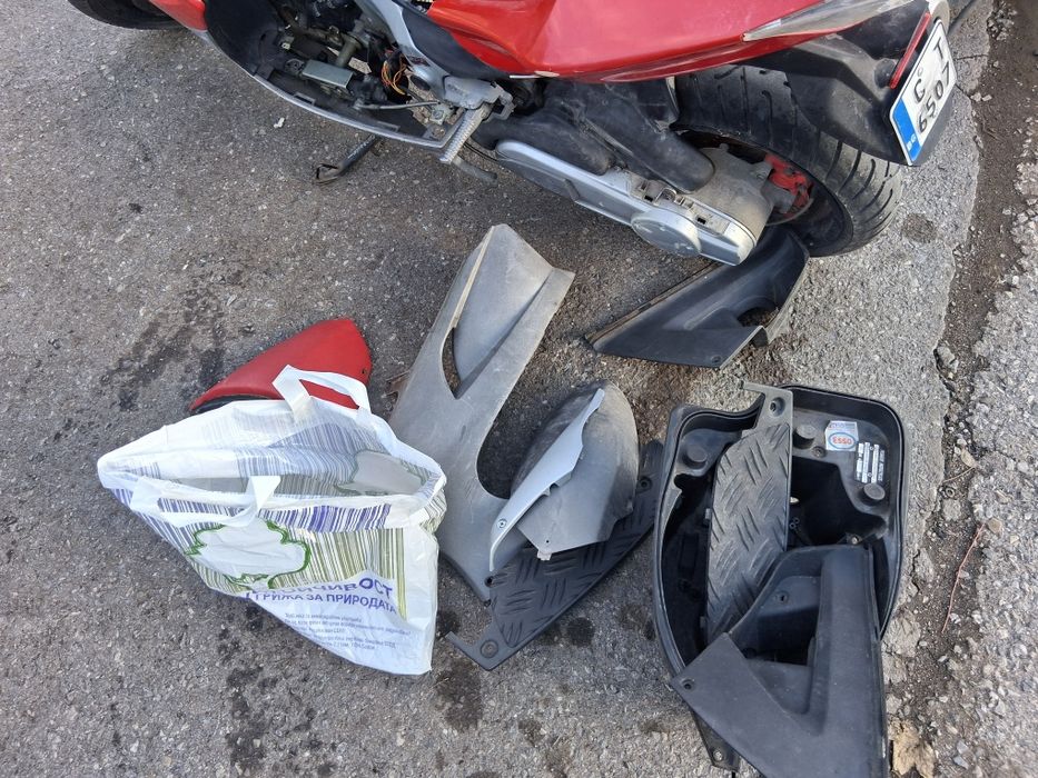 Скутер peugeot jet force 50cc,,на части