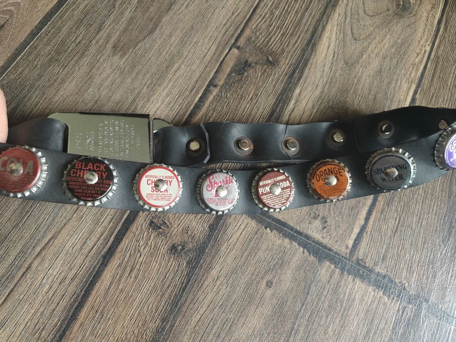 Продавам екстравагантен колан