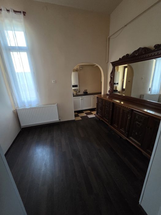 De vanzare apartament la casa Ultracentral